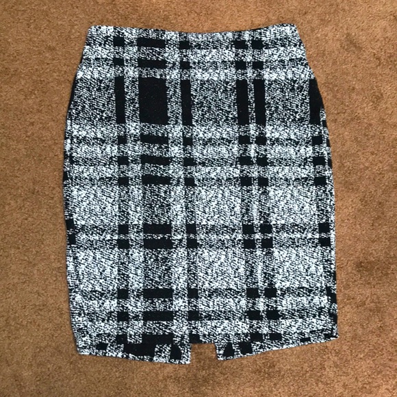 Express Pencil Skirt - Picture 1 of 4